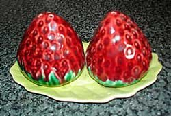 Cruet marriage with non Carlton Ware Strawberry salt & pepper