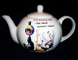 Fake Carlton Ware Guinness Teapot 2