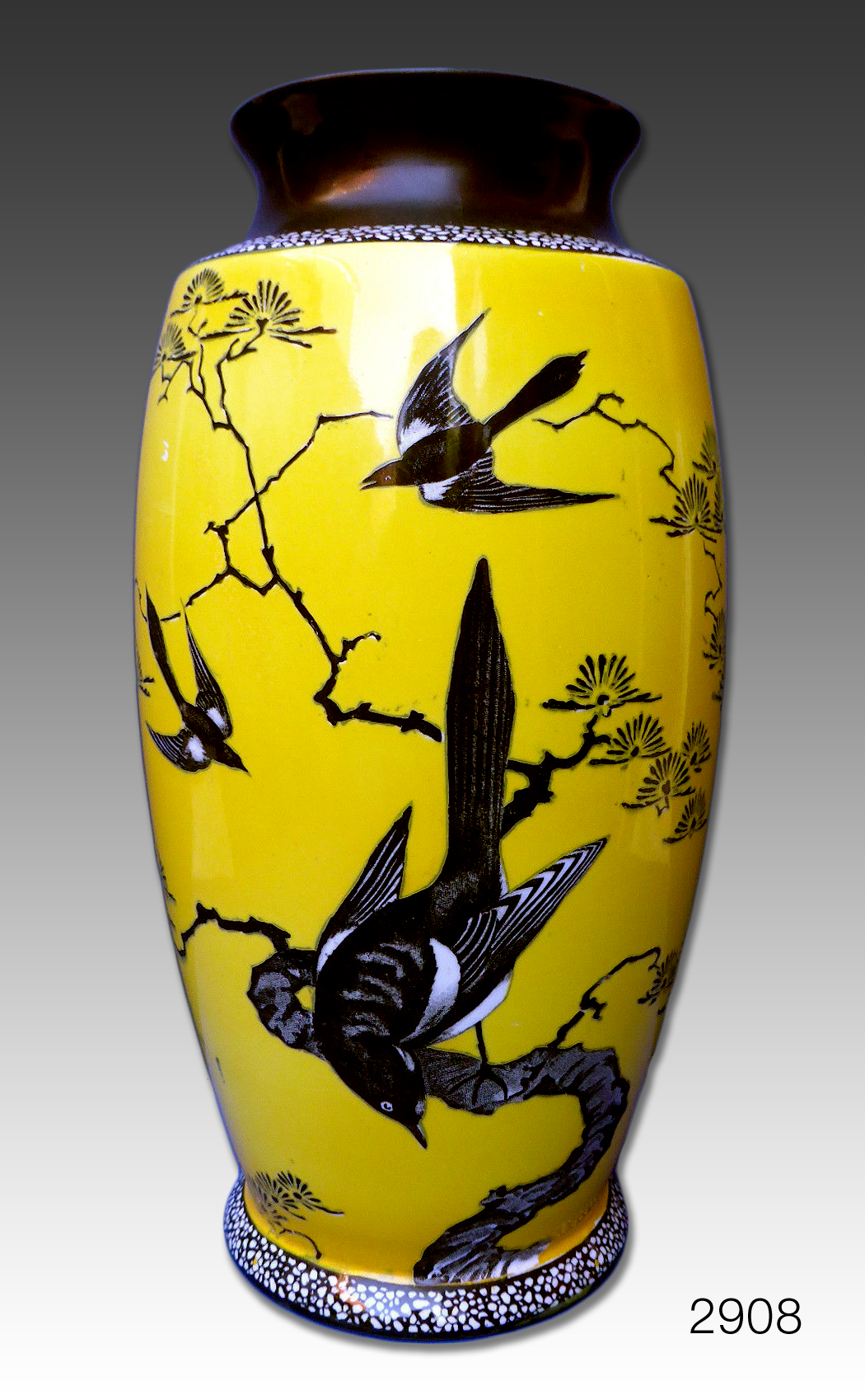 Carlton Ware's MAGPIE 2908 vase S226