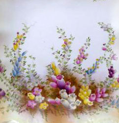 Carlton Ware Blushware Heather detail