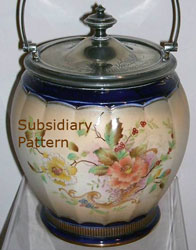 Carlton Ware Blushware Rose & Curlicue biscuit barrel subsidiary pattern