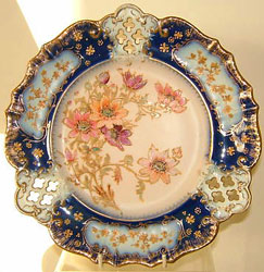 Carlton Ware Blushware Wood Anemone reticulated plate
